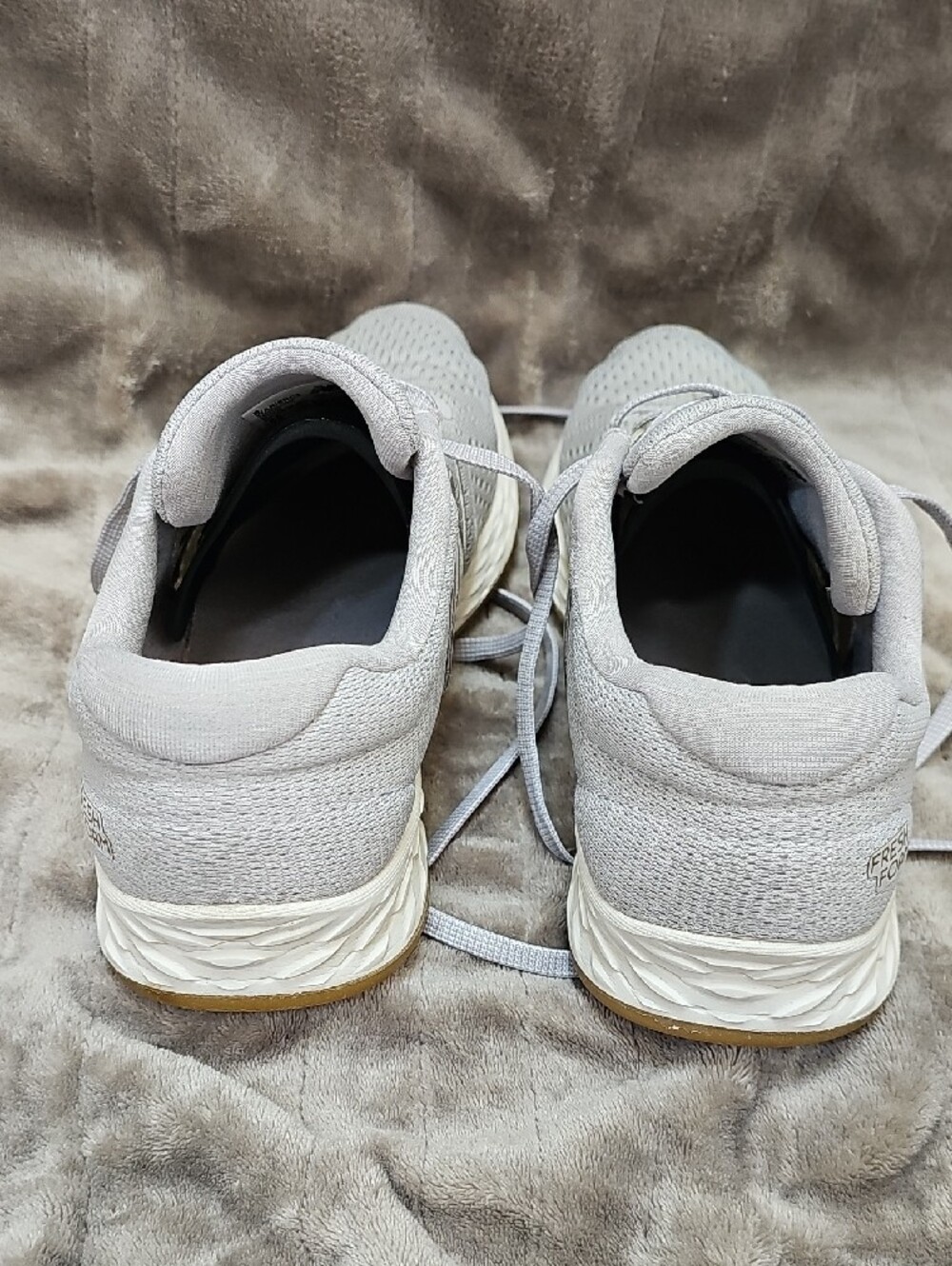 New Balance Arishi Women's Fresh Foam Light Gray Running Shoes Sneaker - Picture 6 of 12
